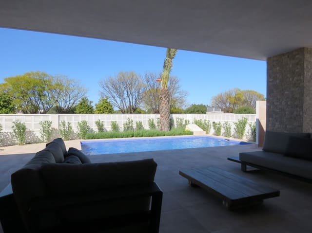 Chalet de 3 habitaciones en Els Poblets en venta con piscina garaje - 590.000 € (Ref: 7135879)