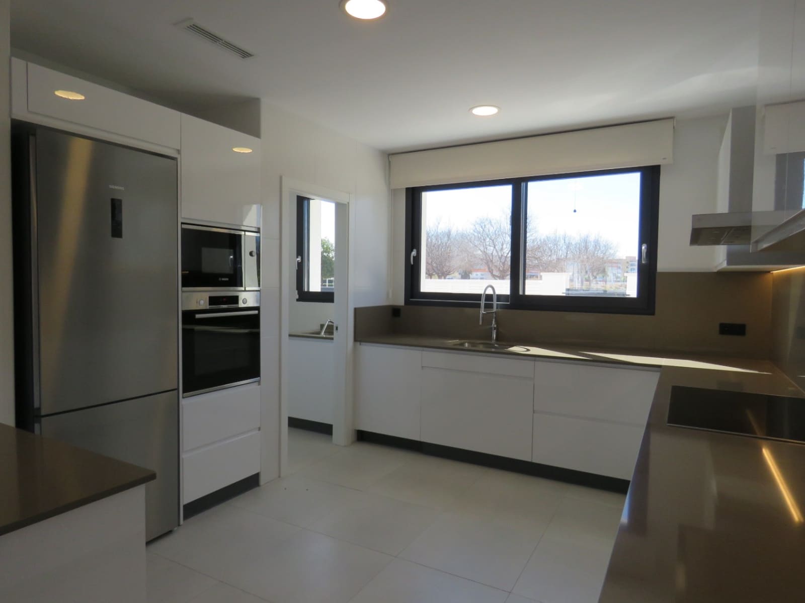 3 soveværelse Villa til salg i Els Poblets med swimmingpool - € 590.000 (Ref: 7135879)