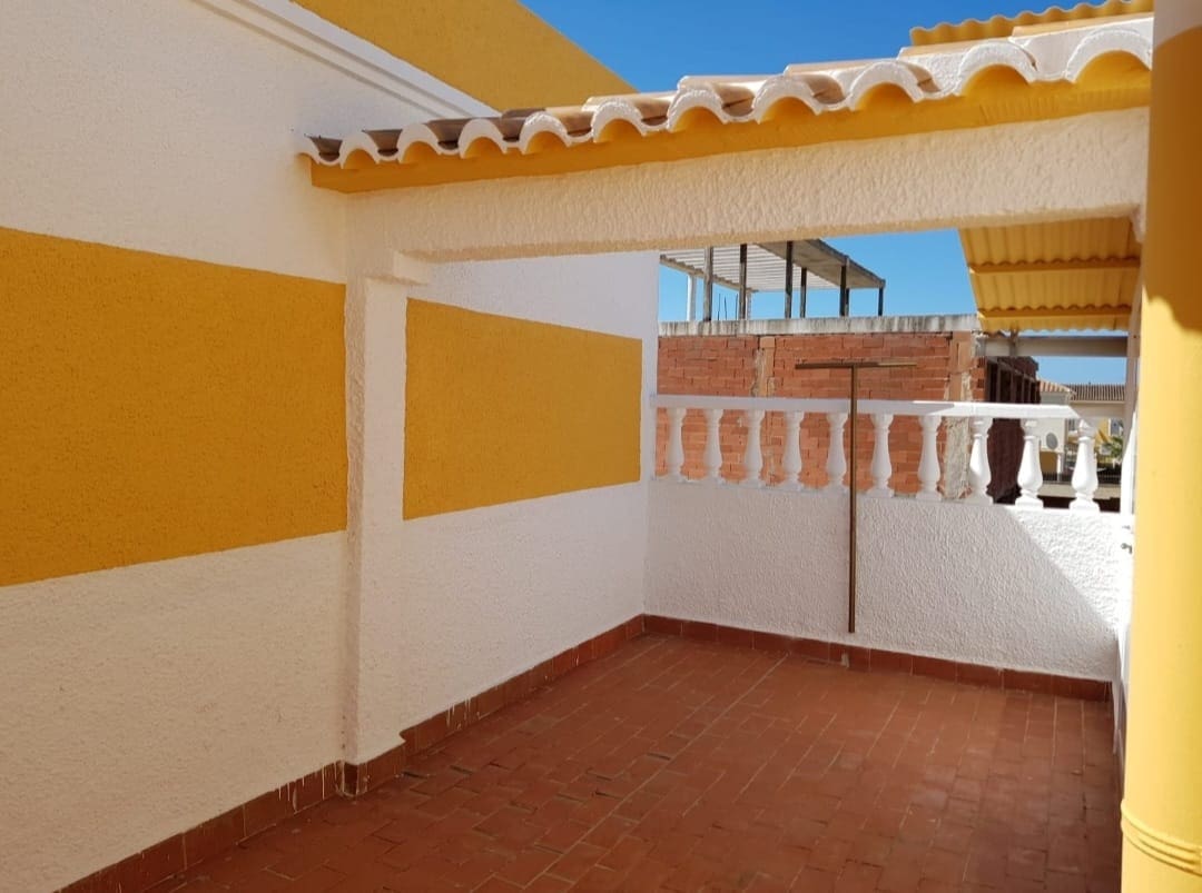 3 bedroom Townhouse for sale in Els Poblets with garage - € 230,000 (Ref: 7788650)