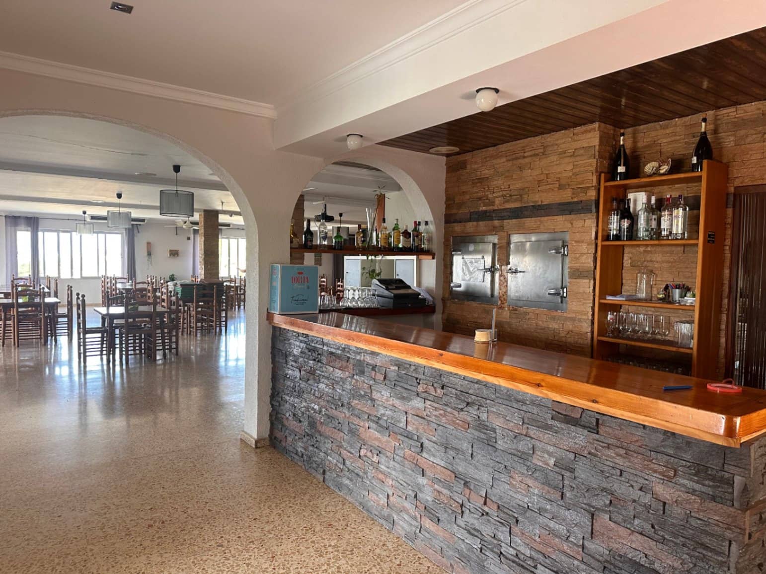 5 quarto Restaurante/Bar para venda em Benidoleig com piscina garagem - 850 000 € (Ref: 8760556)