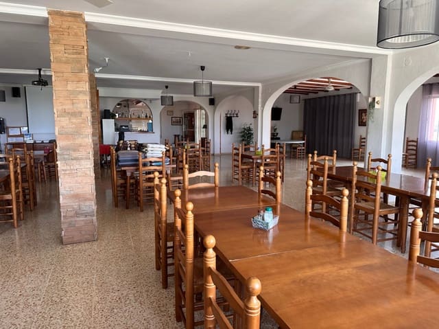 5 quarto Restaurante/Bar para venda em Benidoleig com piscina garagem - 850 000 € (Ref: 8760556)