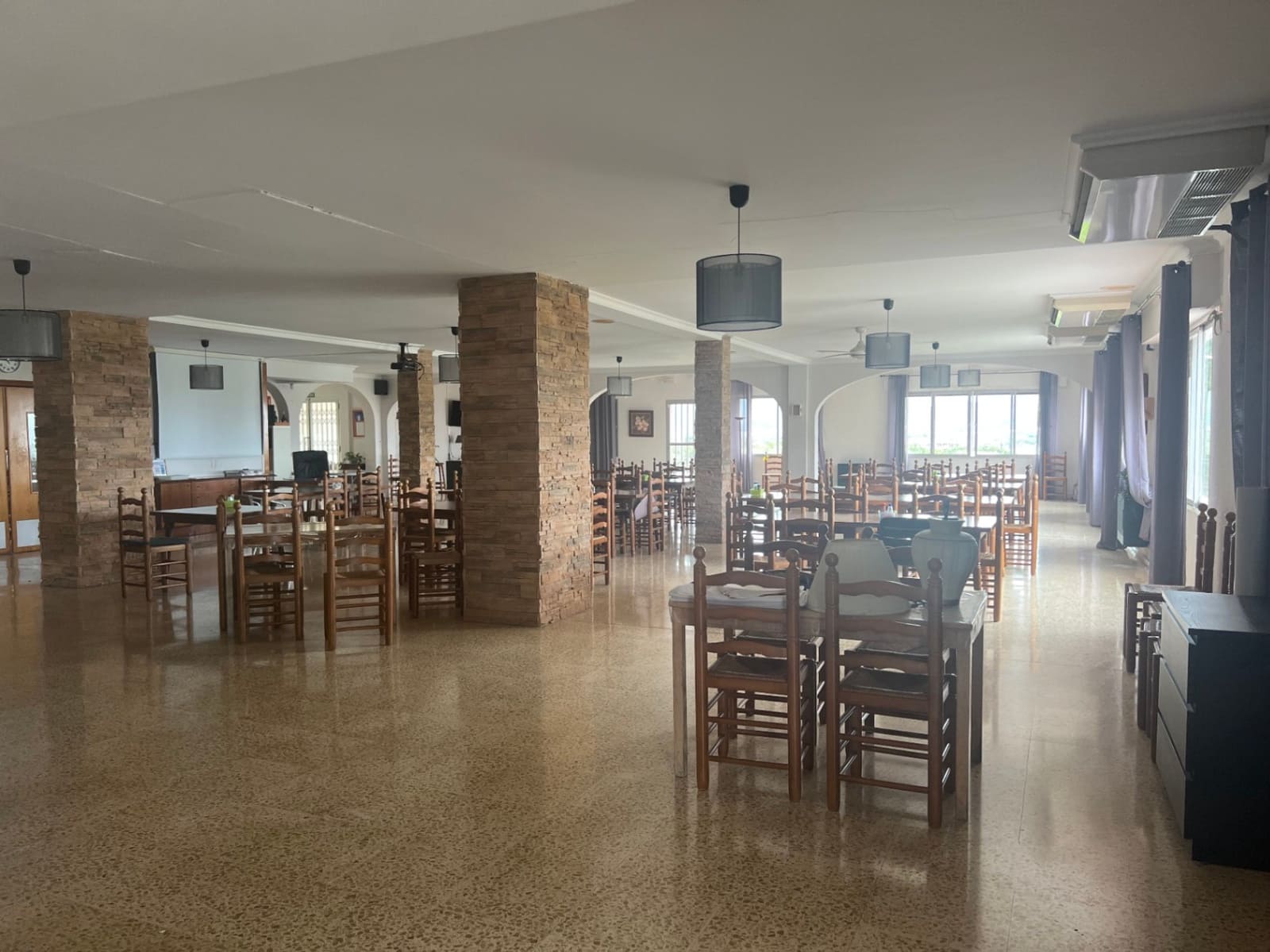 5 quarto Restaurante/Bar para venda em Benidoleig com piscina garagem - 850 000 € (Ref: 8760556)