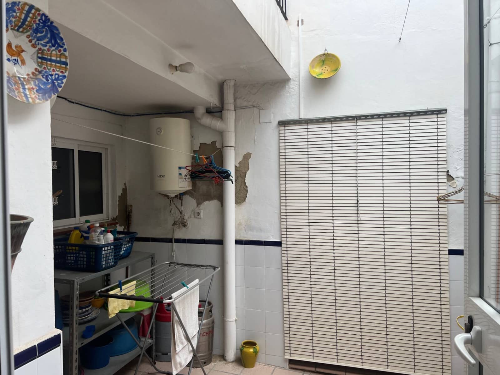 6 bedroom Townhouse for sale in Ondara - € 199,000 (Ref: 8796661)