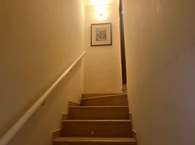 6 bedroom Townhouse for sale in Ondara - € 199,000 (Ref: 8796661)