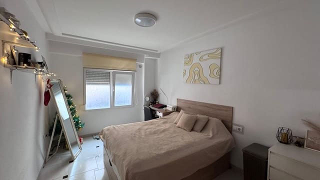 3 chambre Appartement à vendre à Centro Urbano, Dénia - 186 000 € (Ref: 8816612)