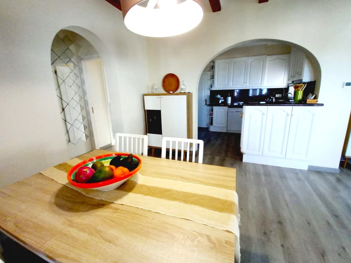 3 soverom Villa til salgs i Rafol de Almunia med svømmebasseng garasje - € 399 000 (Ref: 8853084)