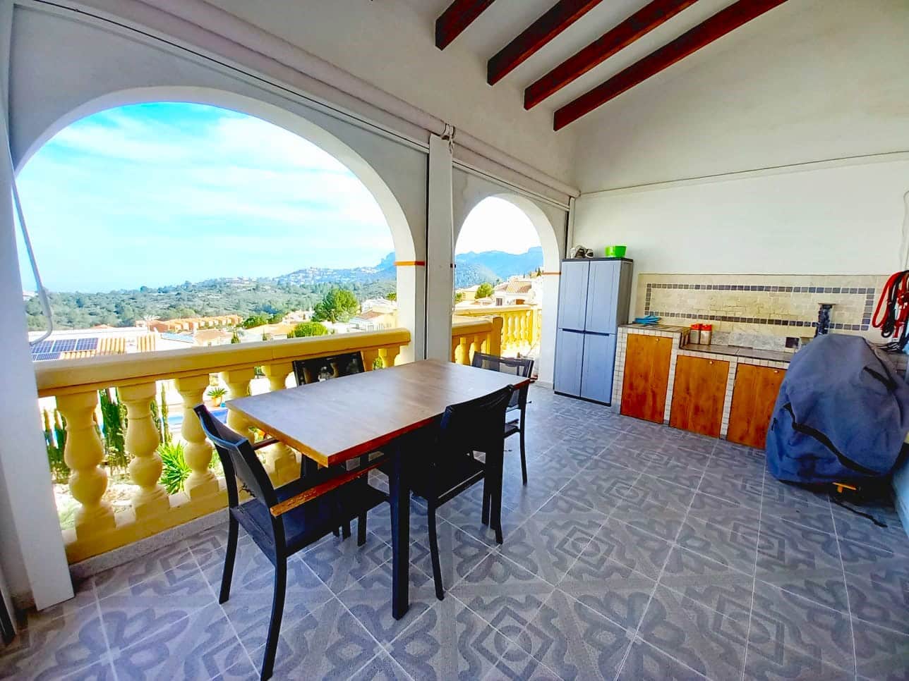 3 soverom Villa til salgs i Rafol de Almunia med svømmebasseng garasje - € 399 000 (Ref: 8853084)