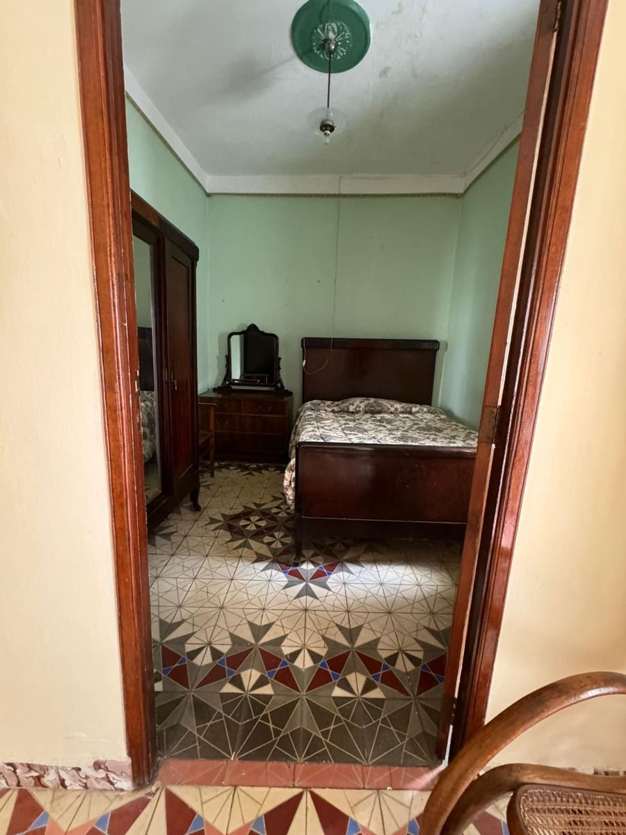 5 soveværelse Byhus til salg i Benidoleig - € 160.000 (Ref: 8961959)