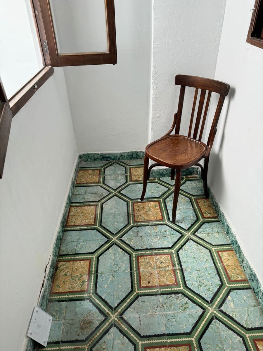 5 soveværelse Byhus til salg i Benidoleig - € 160.000 (Ref: 8961959)