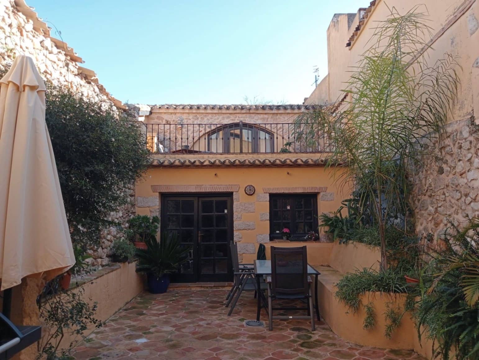 3 slaapkamer Halfvrijstaande villa te koop in Jalon / Xalo - € 269.500 (Ref: 9025640)