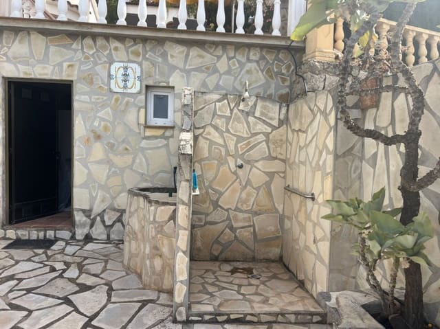 4 soverom Villa til salgs i La Pedrera - Vessanes, Dénia med svømmebasseng garasje - € 595 000 (Ref: 9050451)