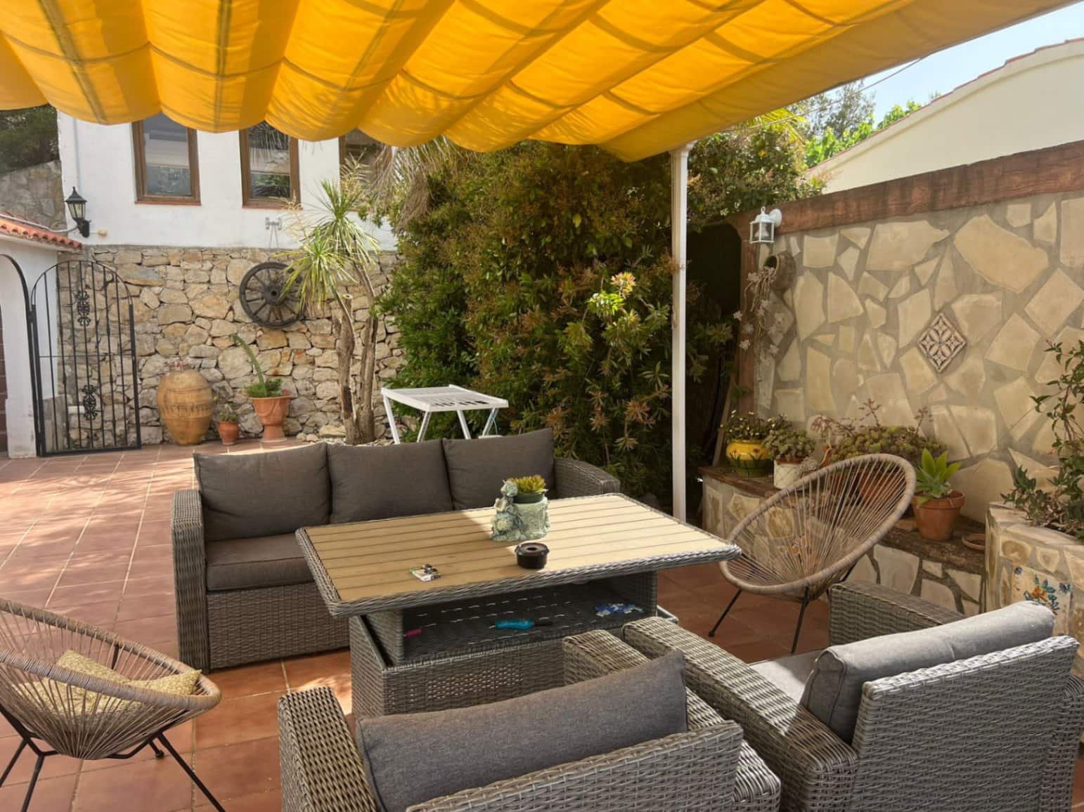 4 soverom Villa til salgs i Denia med svømmebasseng garasje - € 595 000 (Ref: 9050451)