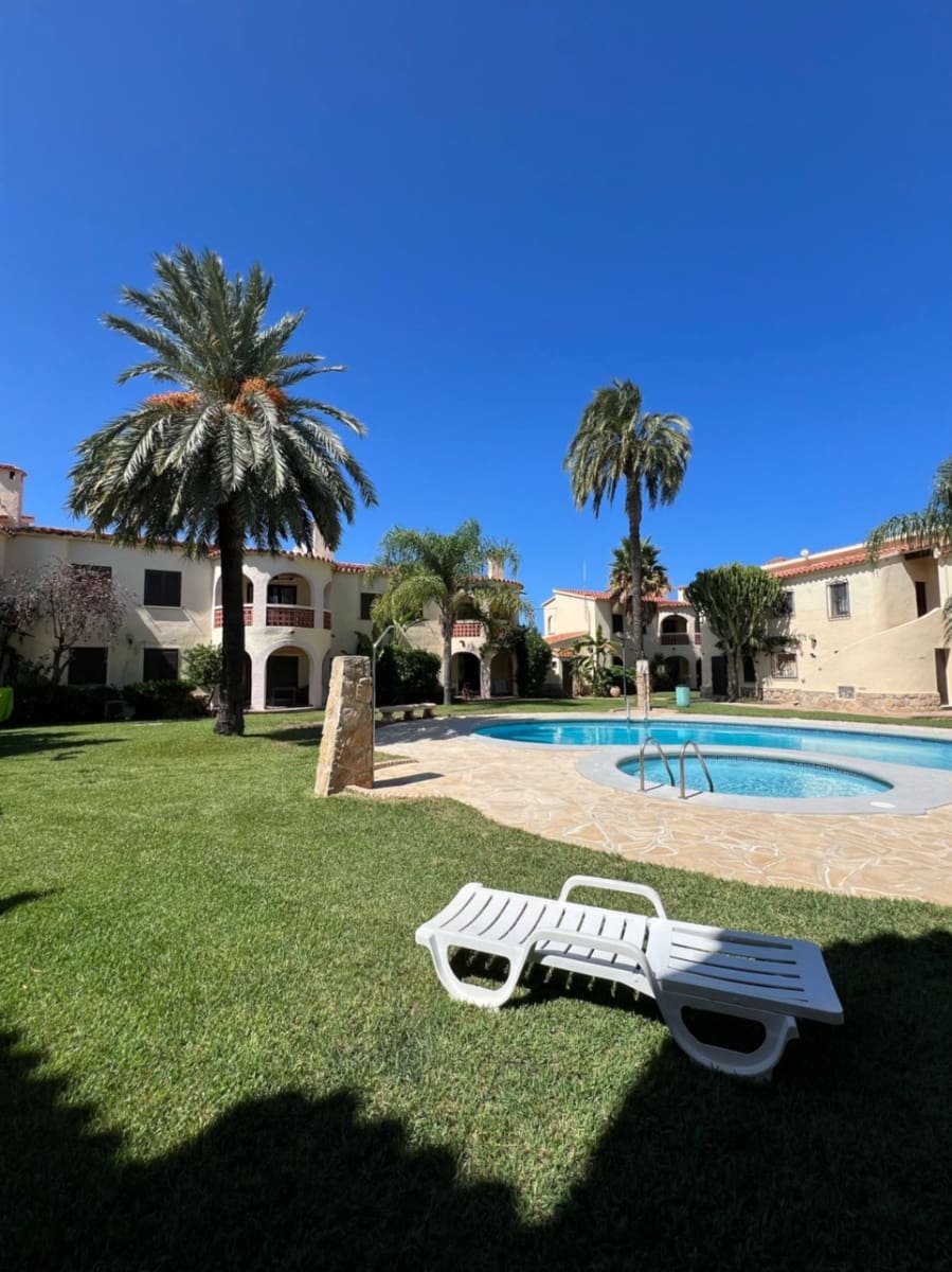 2 sypialnia Apartament przy plaży na sprzedaż w Denia z basenem garażem - 250 000 € (Ref: 9076602)