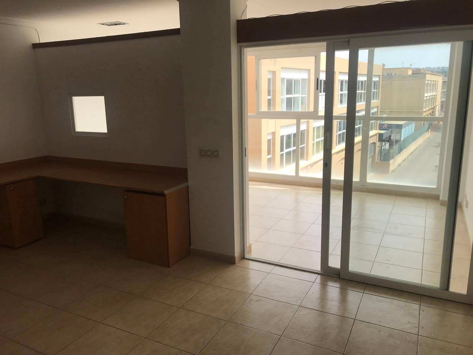 Kontor til salg i Javea / Xabia med garage - € 121.000 (Ref: 9113105)