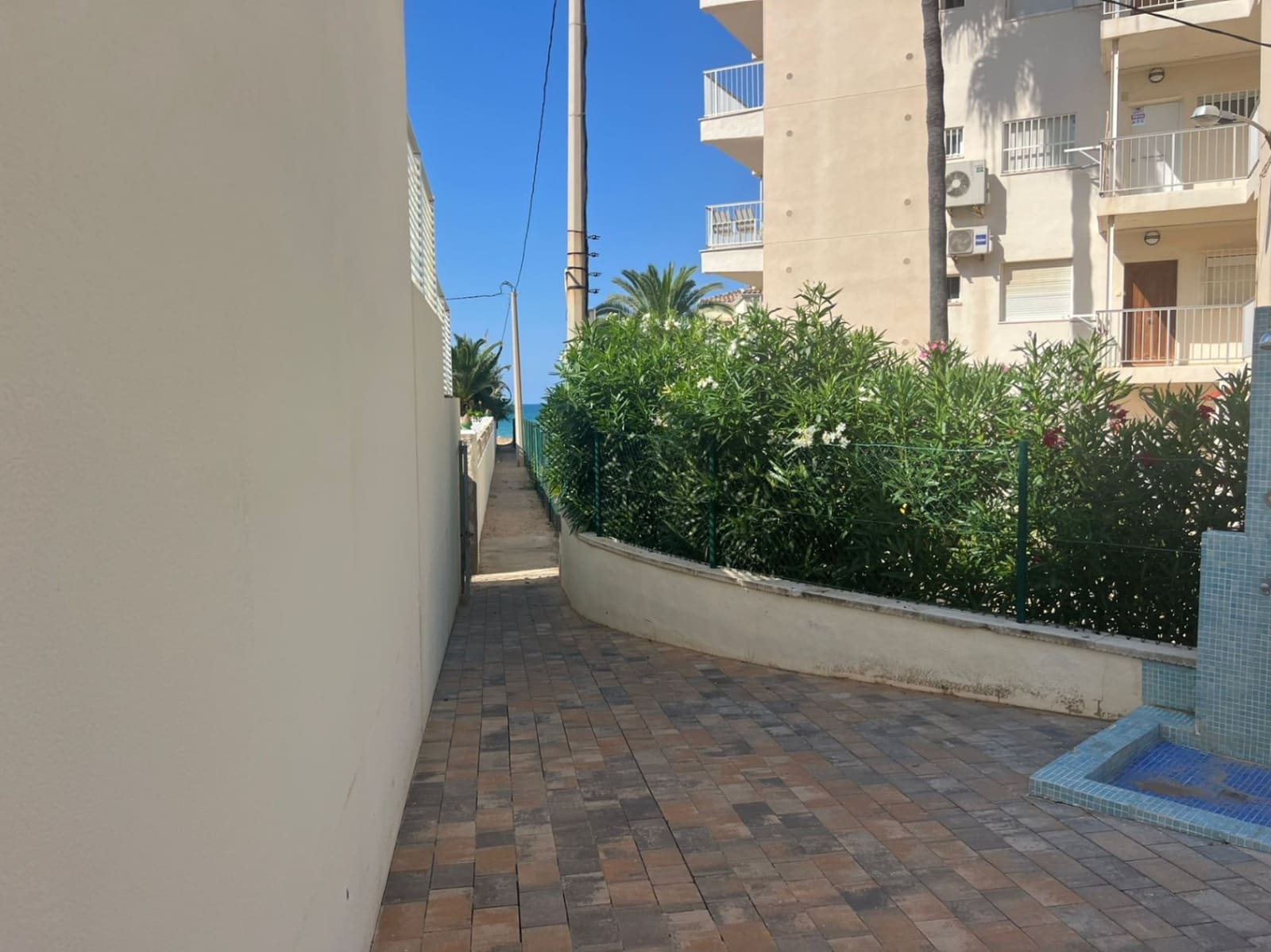 3 bedroom Apartment for sale in Denia with pool garage - € 315,000 (Ref: 9124636)