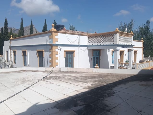 Hotel for sale in Ondara with pool garage - € 950,000 (Ref: 9127245)