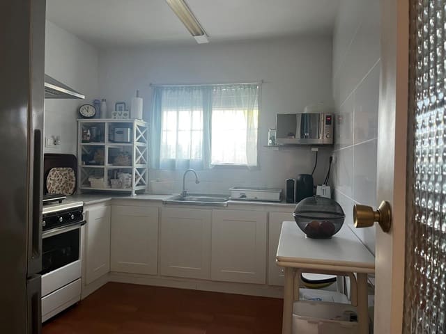 4 soverom Villa til salgs i Oliva Nova, Oliva med garasje - € 350 000 (Ref: 9235146)