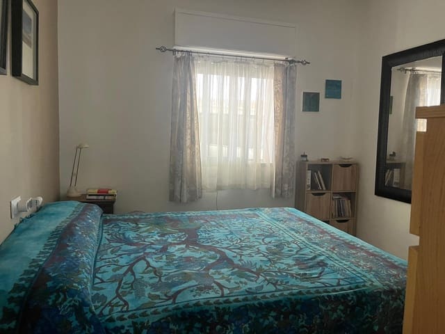 4 soverom Villa til salgs i Oliva Nova, Oliva med garasje - € 350 000 (Ref: 9235146)