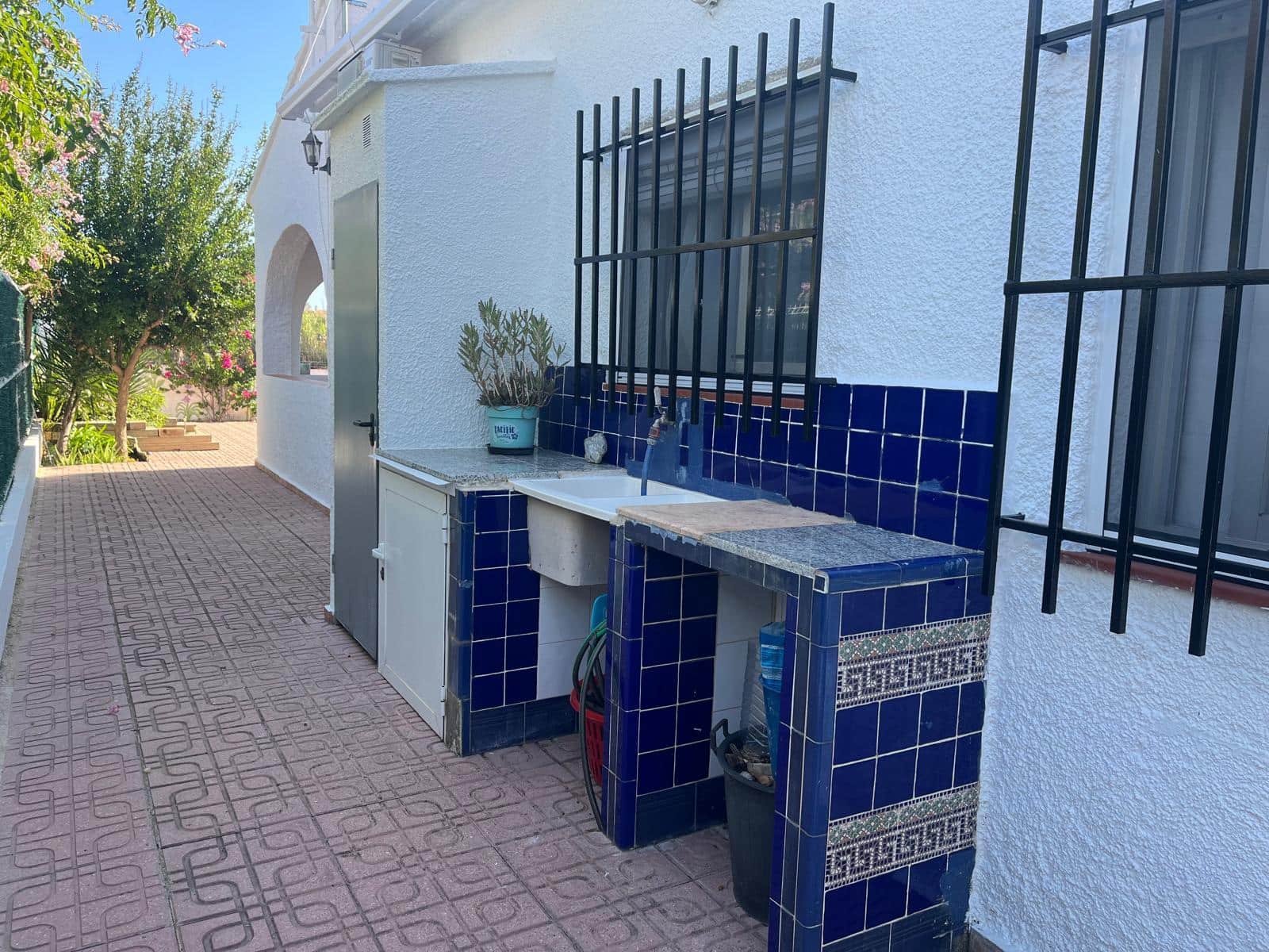 4 soverom Villa til salgs i Oliva med garasje - € 350 000 (Ref: 9235146)