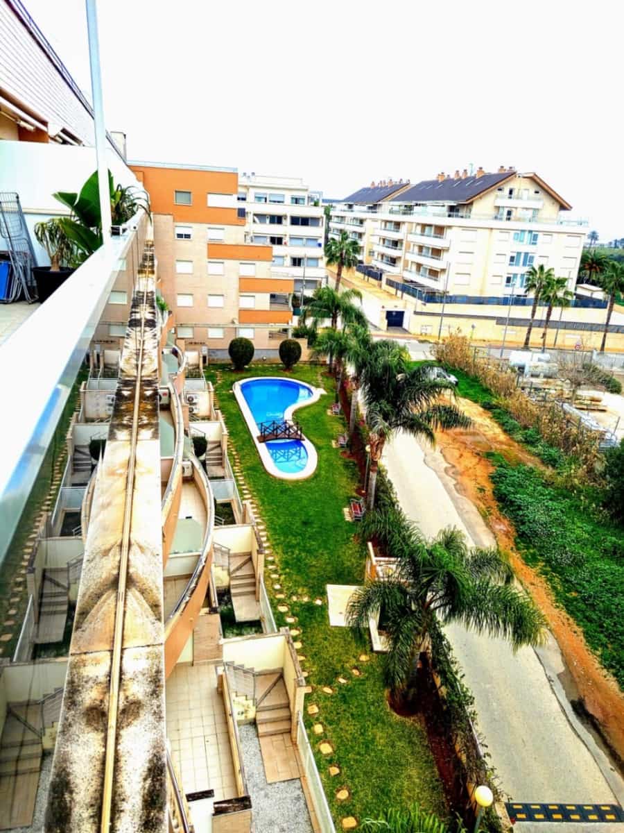 2 soveværelse Lejlighed til salg i Denia med swimmingpool garage - € 338.000 (Ref: 9244460)