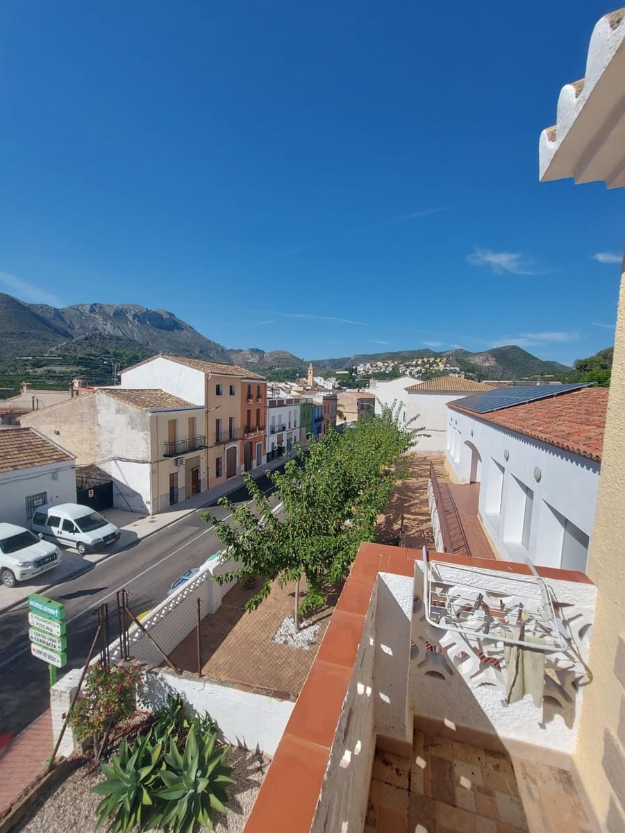 3 soveværelse Villa til salg i L'Atzuvia med garage - € 269.000 (Ref: 9278487)