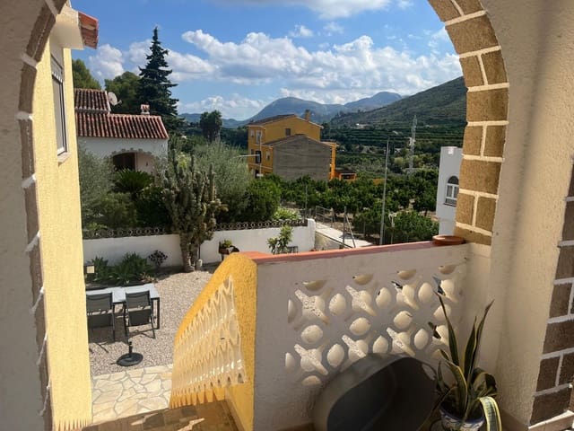 3 bedroom Villa for sale in L'Atzúvia with garage - € 269,000 (Ref: 9278487)