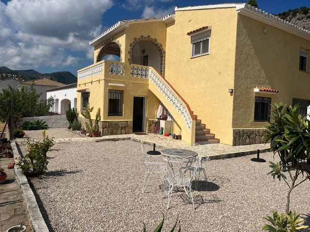 3 bedroom Villa for sale in L'Atzúvia with garage - € 269,000 (Ref: 9278487)