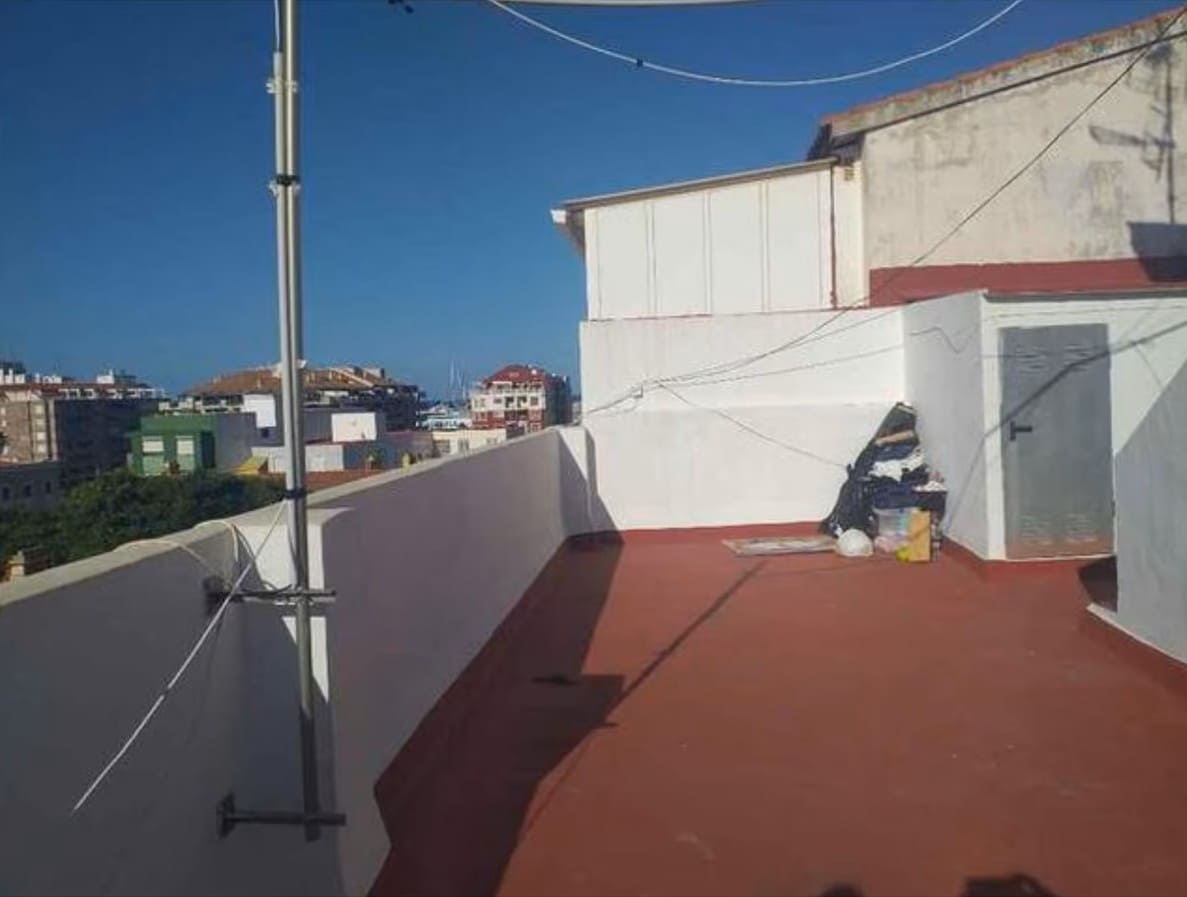 4 sovrum Lägenhet till salu i Denia - 168 000 € (Ref: 9288491)