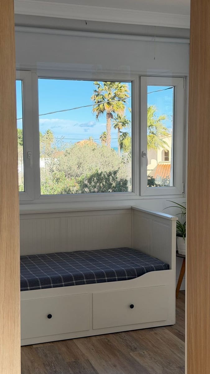 4 sypialnia Willa na sprzedaż w Denia z basenem garażem - 659 000 € (Ref: 9552625)