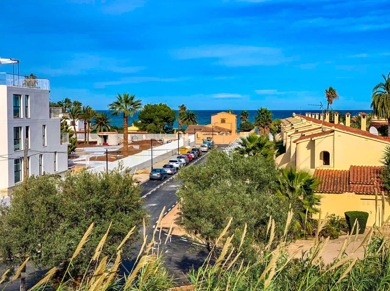 4 sypialnia Willa na sprzedaż w Denia z basenem garażem - 659 000 € (Ref: 9552625)