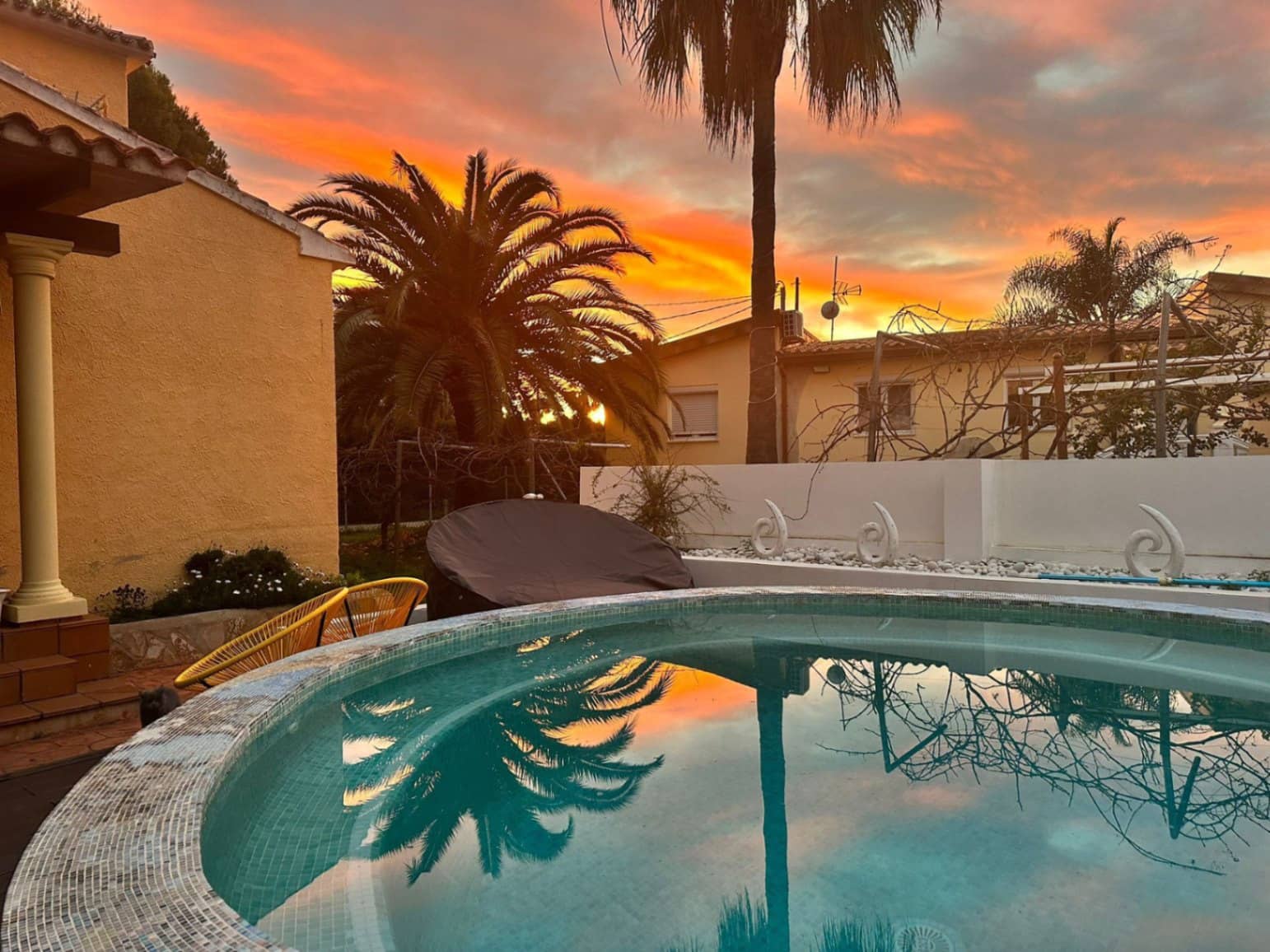 4 sypialnia Willa na sprzedaż w Denia z basenem garażem - 659 000 € (Ref: 9552625)