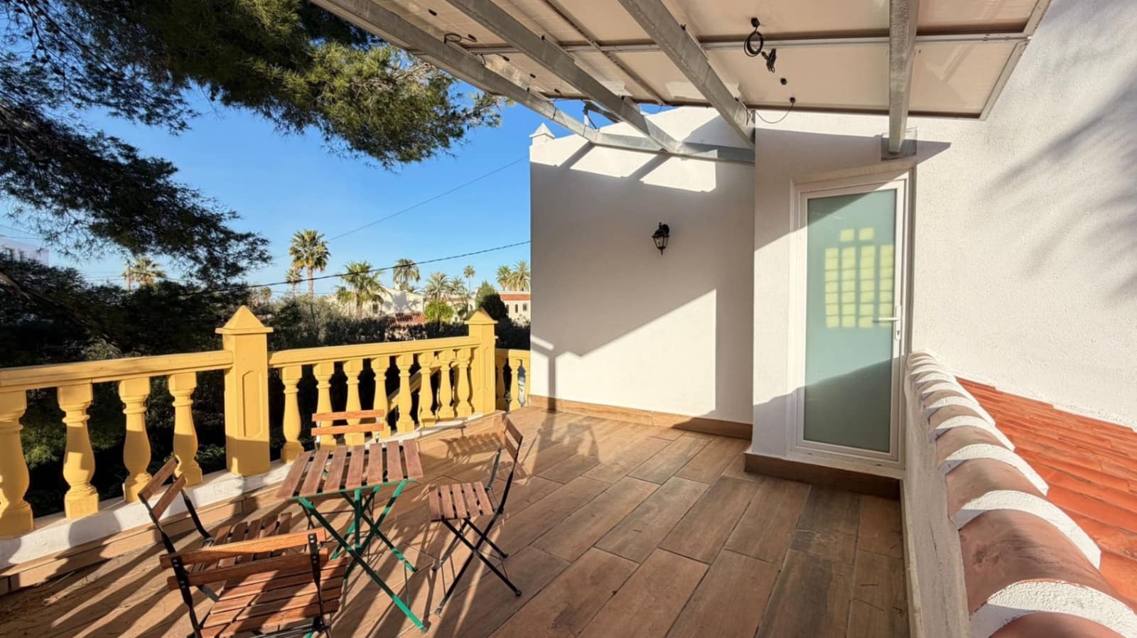 4 sypialnia Willa na sprzedaż w Denia z basenem garażem - 659 000 € (Ref: 9552625)