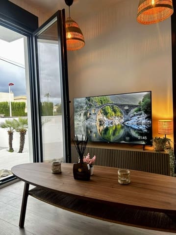 3 sypialnia Willa na sprzedaż w Els Poblets z basenem garażem - 429 000 € (Ref: 9733770)