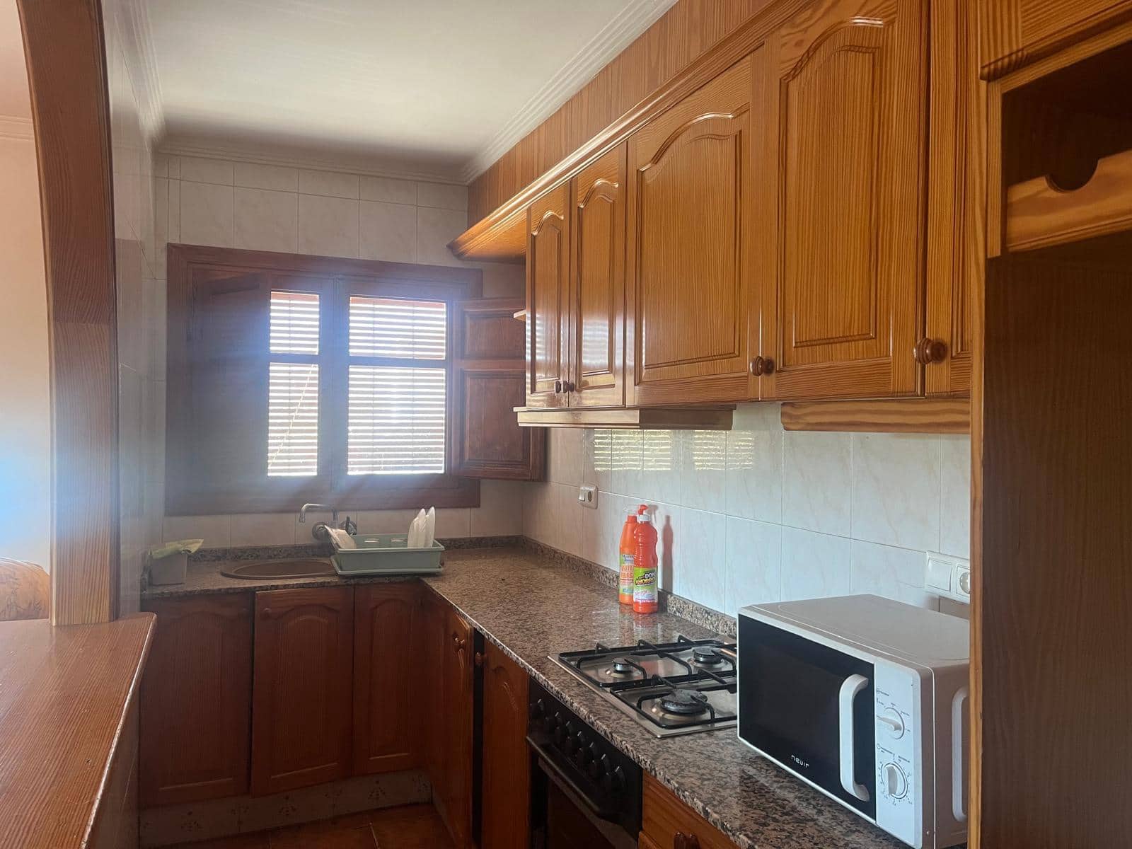 5 bedroom Villa for sale in Oliva with pool garage - € 360,000 (Ref: 9752505)