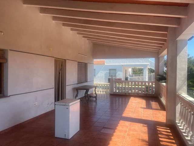 5 soveværelse Villa til salg i Oliva Playa, Oliva med swimmingpool garage - € 360.000 (Ref: 9752505)