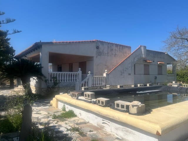 5 soveværelse Villa til salg i Oliva Playa, Oliva med swimmingpool garage - € 360.000 (Ref: 9752505)