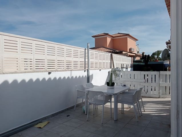 2 slaapkamer Rijtjeshuis te koop in Els Poblets - € 280.000 (Ref: 9789650)