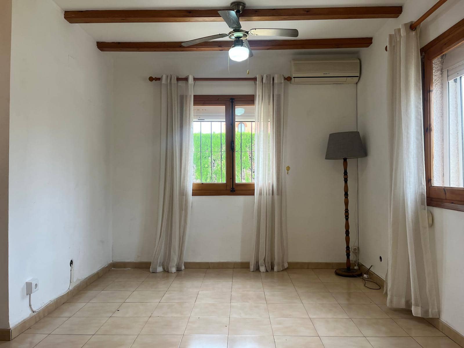2 bedroom Villa for sale in Els Poblets with pool garage - € 360,000 (Ref: 9823881)