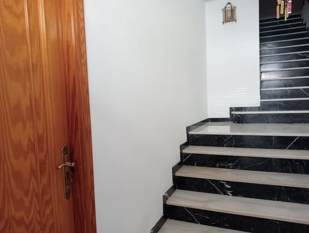 7 sypialnia Dom na sprzedaż w Els Poblets z garażem - 699 000 € (Ref: 9984016)