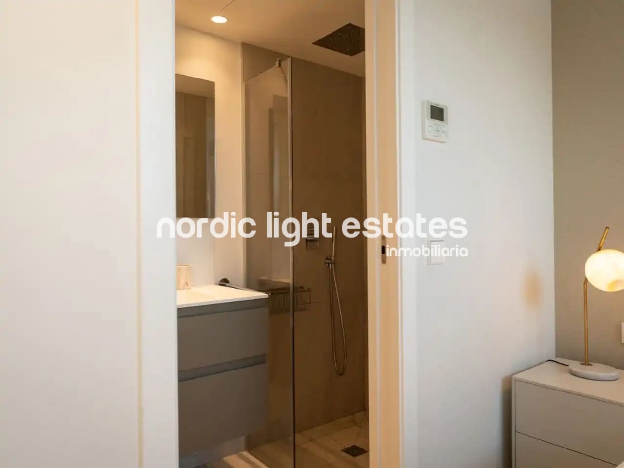 3 soveværelse Semi-Rækkehus til salg i La Herradura med swimmingpool garage - € 695.000 (Ref: 10001022)