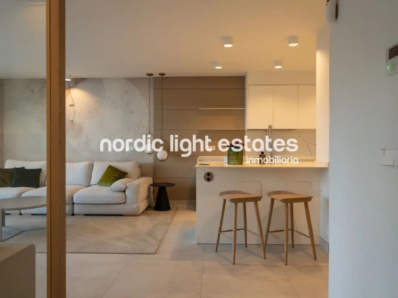 3 soveværelse Semi-Rækkehus til salg i La Herradura med swimmingpool garage - € 695.000 (Ref: 10001022)