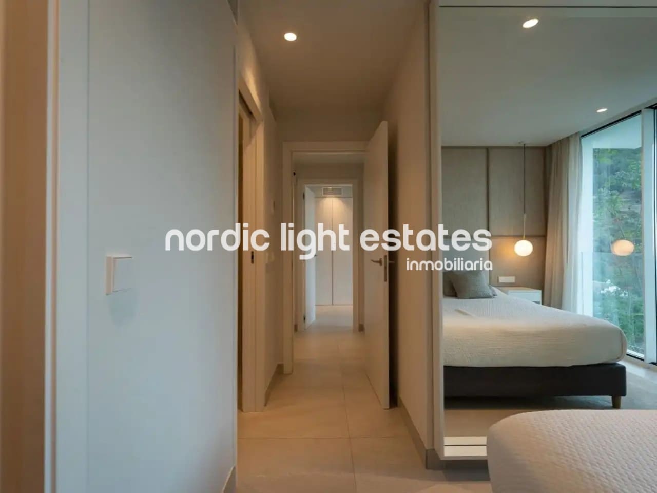 3 soveværelse Semi-Rækkehus til salg i La Herradura med swimmingpool garage - € 695.000 (Ref: 10001022)