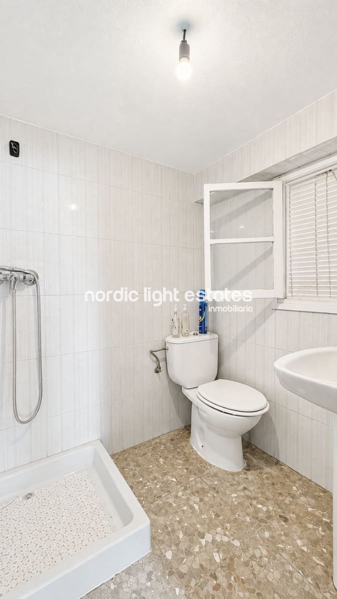 4 quarto Moradia Geminada para venda em Nerja - 318 000 € (Ref: 10007800)