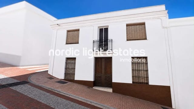 4 quarto Moradia Geminada para venda em Nerja - 318 000 € (Ref: 10007800)