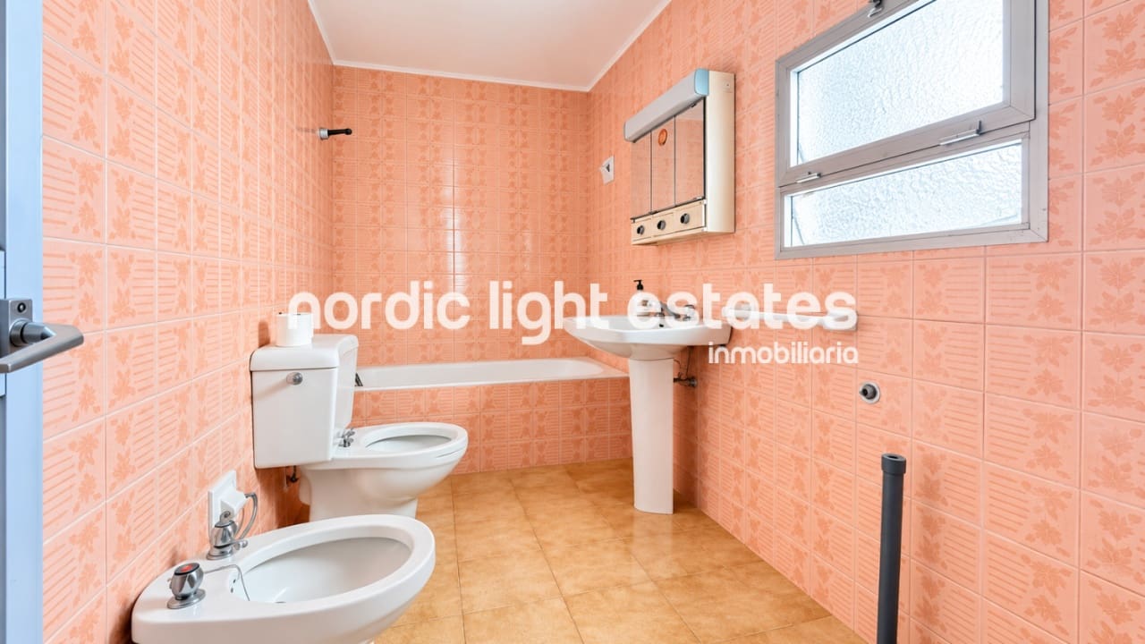 4 quarto Moradia Geminada para venda em Nerja - 318 000 € (Ref: 10007800)