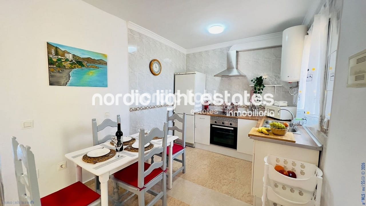 2 soveværelse Finca/Landehus til salg i Torrox med swimmingpool - € 259.000 (Ref: 10023194)