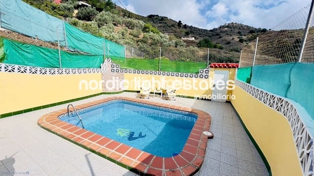 2 soveværelse Finca/Landehus til salg i Torrox med swimmingpool - € 259.000 (Ref: 10023194)