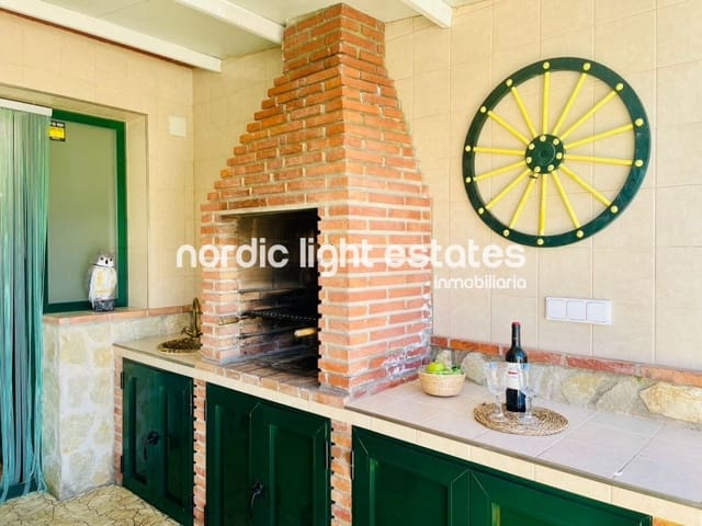 3 chambre Villa/Maison Semi-Mitoyenne à vendre à Alfarnate - 250 000 € (Ref: 10024666)
