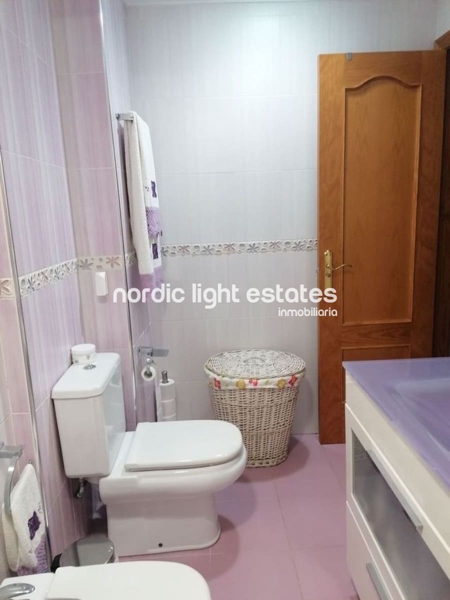 3 quarto Apartamento para venda em Torre del Mar - 320 000 € (Ref: 10029651)