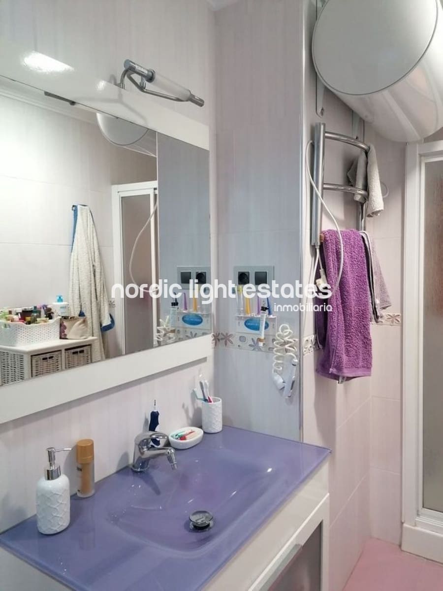 3 quarto Apartamento para venda em Torre del Mar - 320 000 € (Ref: 10029651)